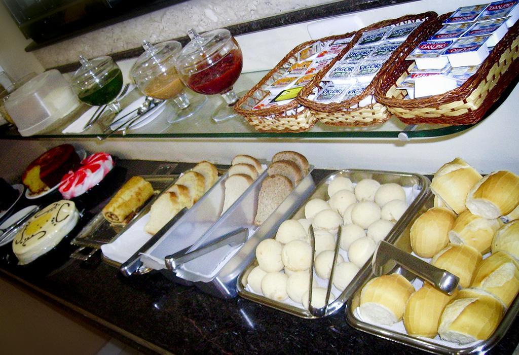 Agapito Inn Hotel Sertaozinho Ngoại thất bức ảnh